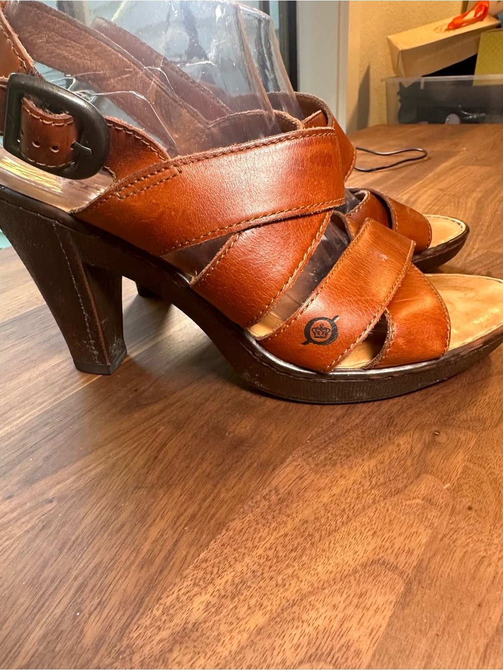 Børn Brown Leather Strappy Platform Sandals Women’s 11 Block Heel Buckle